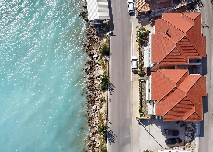 Apostolos 5 Appartement Pondi